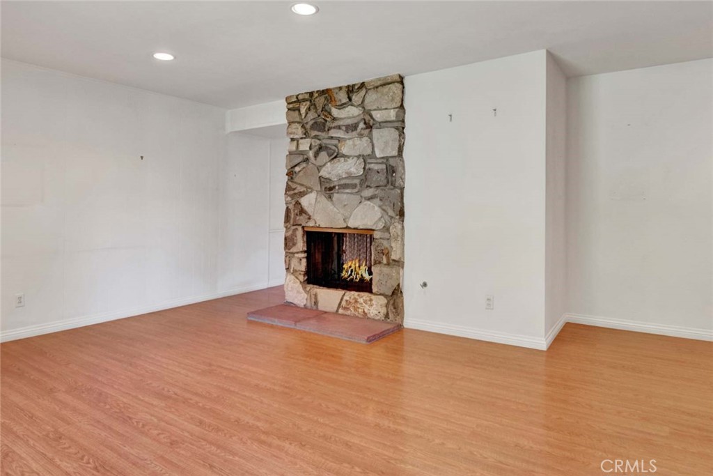 200 N Plantation Place