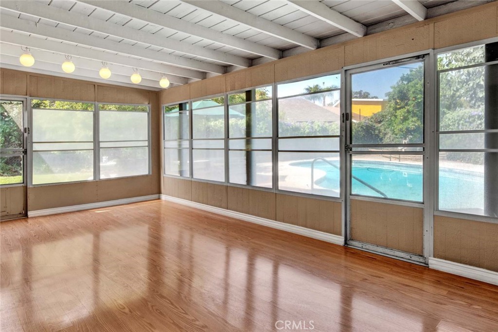 200 N Plantation Place