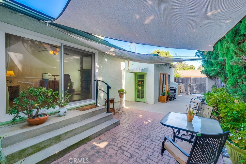 269 E Claiborne Place