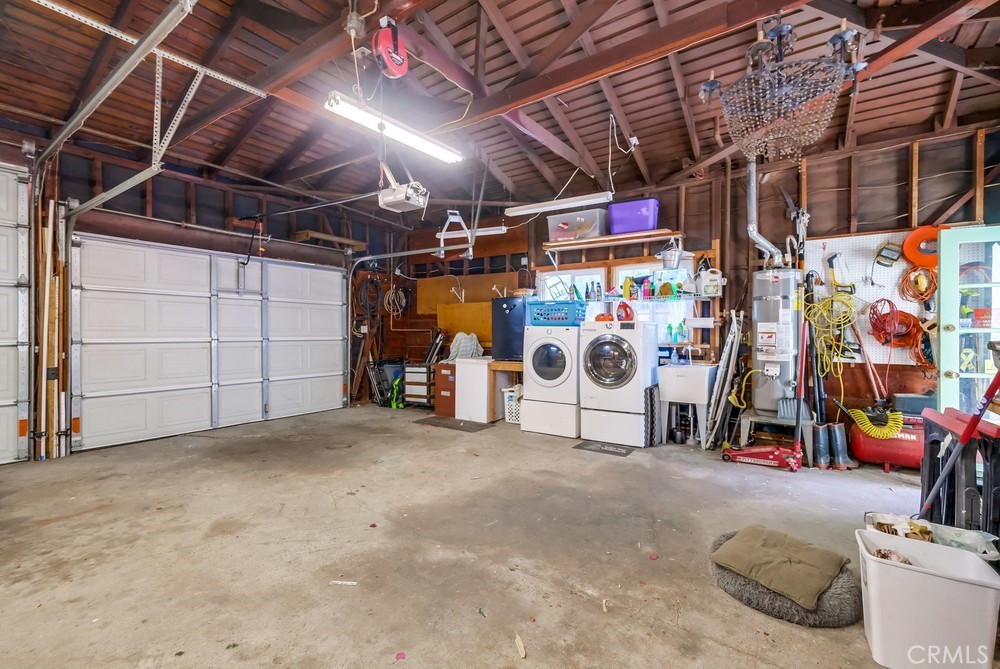 269 E Claiborne Place