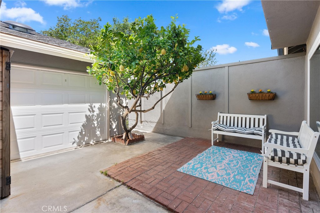 6772 Champagne Circle