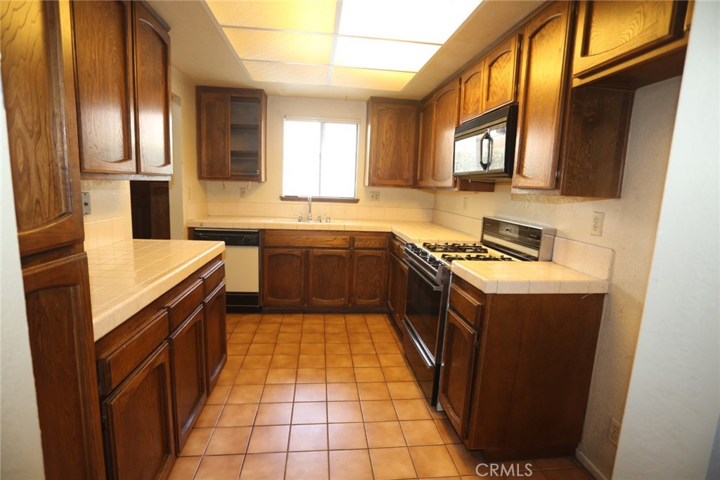 545 E Cypress Avenue E