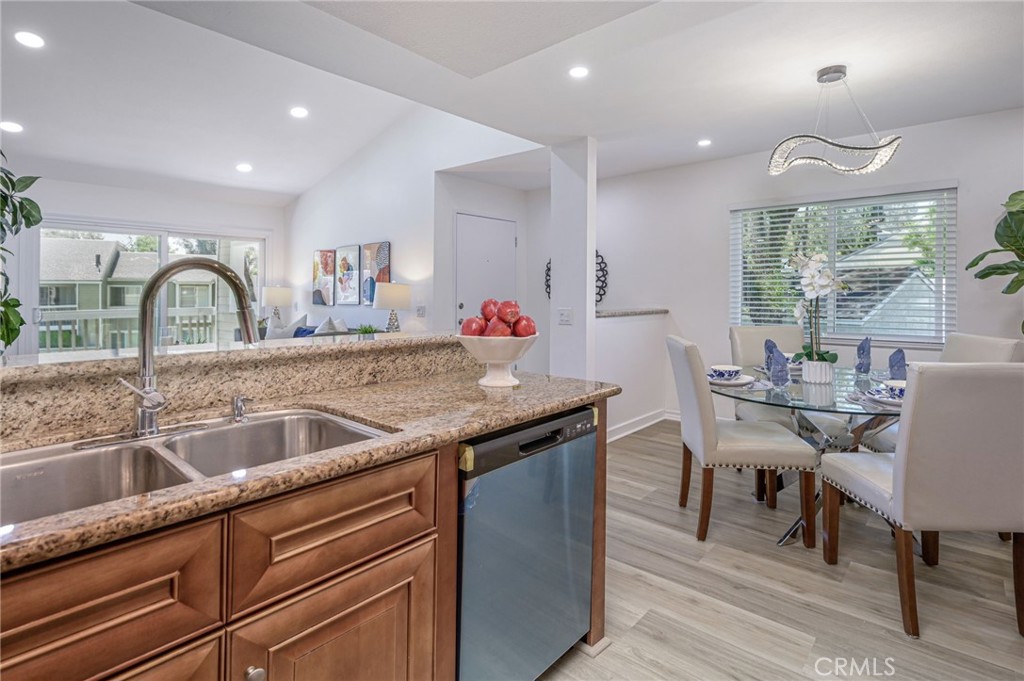 23465 CAMBRIDGE Road 290