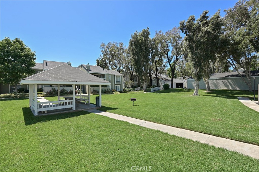 23465 CAMBRIDGE Road 290