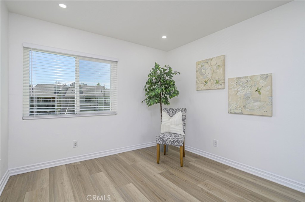 23465 CAMBRIDGE Road 290