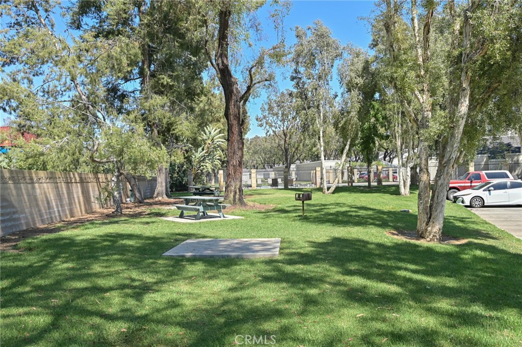 23465 CAMBRIDGE Road 290