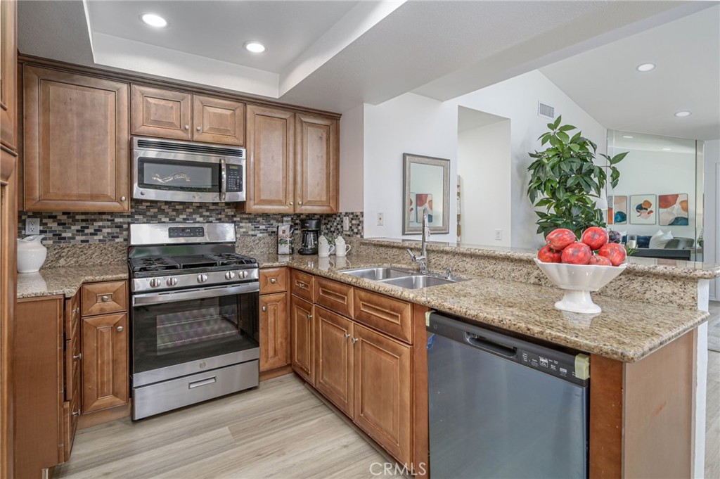 23465 CAMBRIDGE Road 290