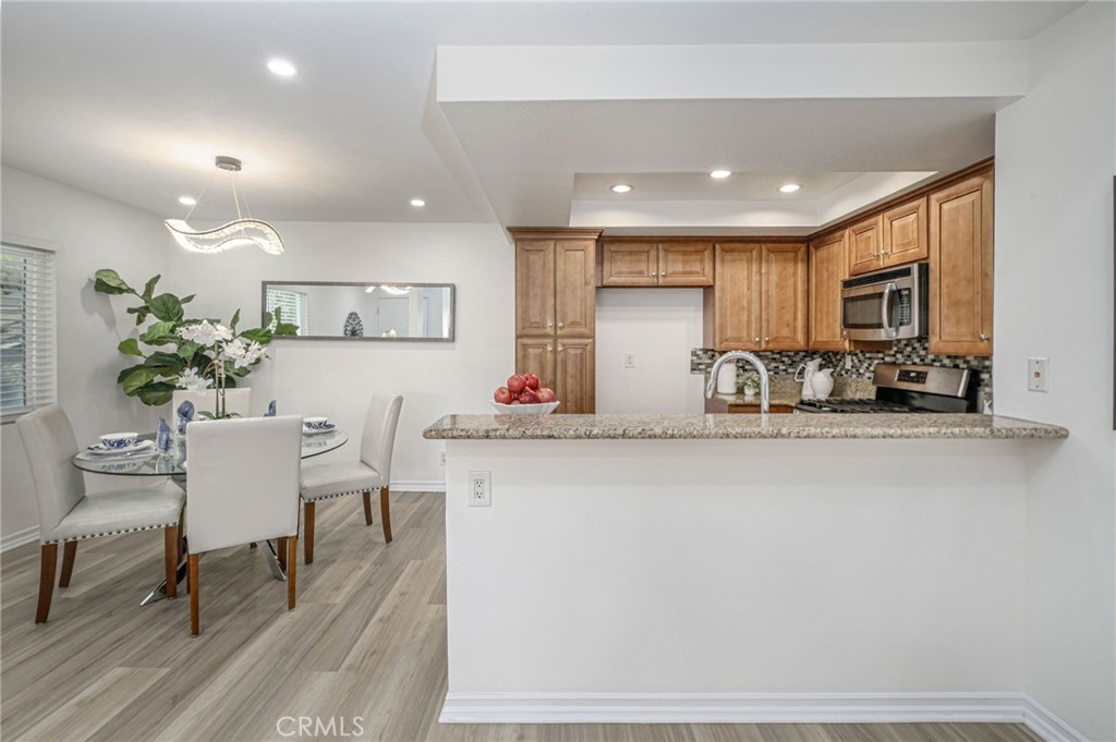 23465 CAMBRIDGE Road 290