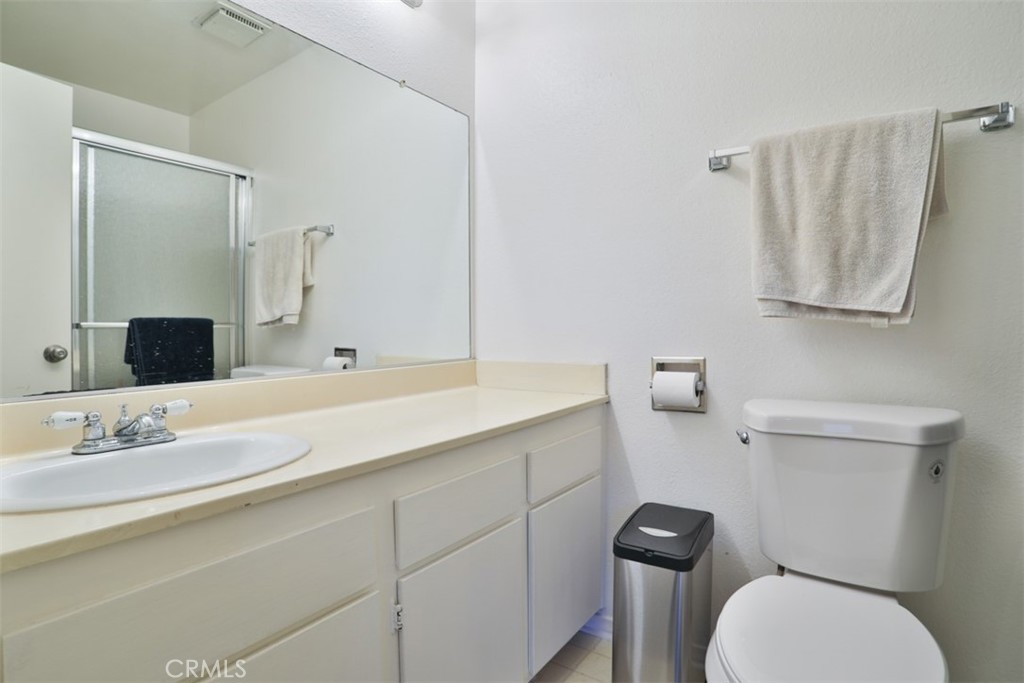 1048 Las Lomas Drive A