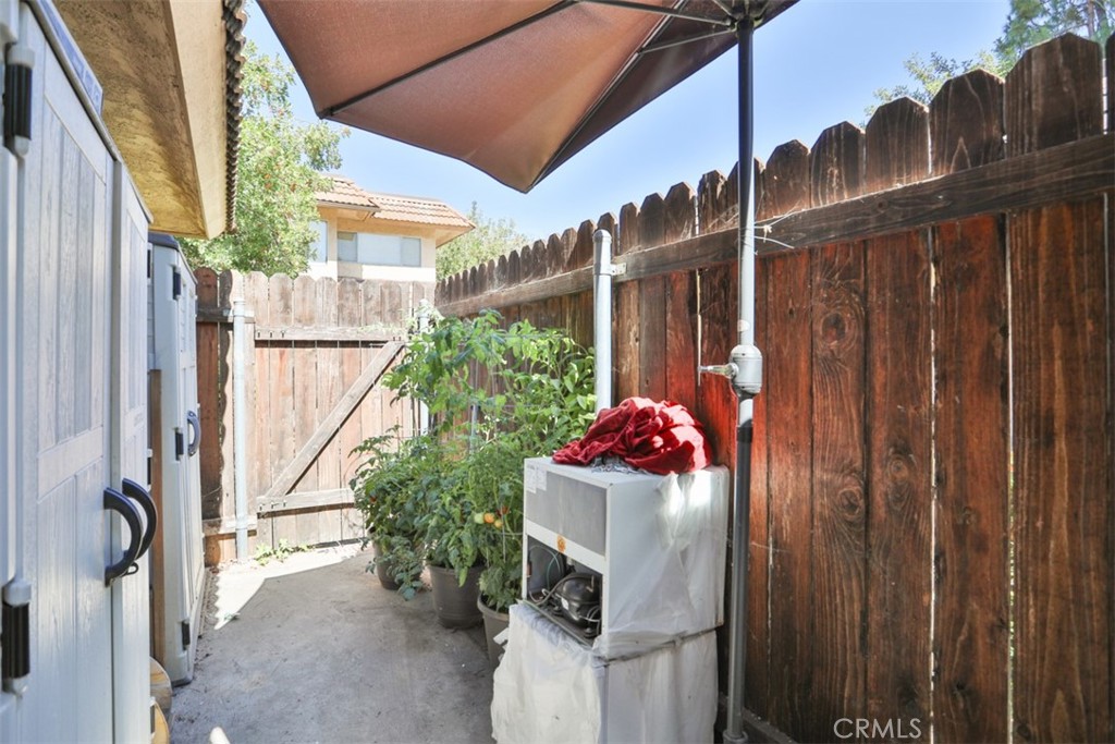 1048 Las Lomas Drive A