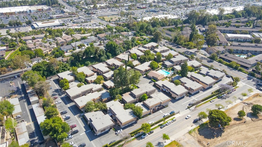 1048 Las Lomas Drive A