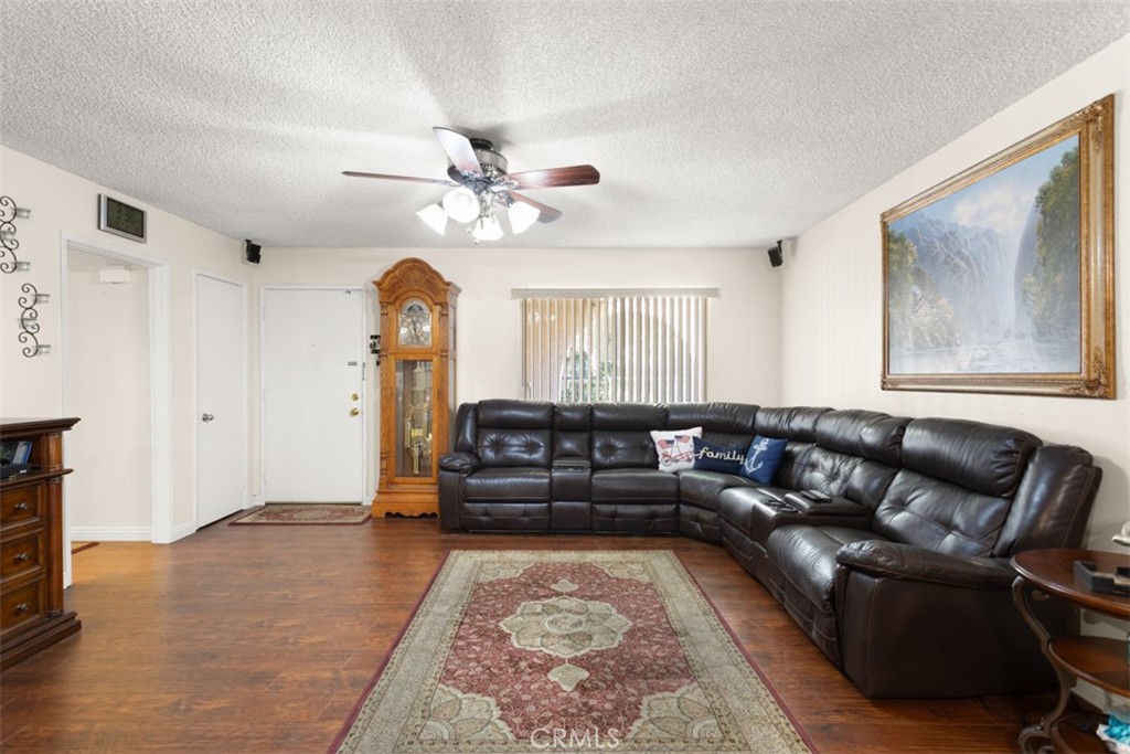 1048 Las Lomas Drive A