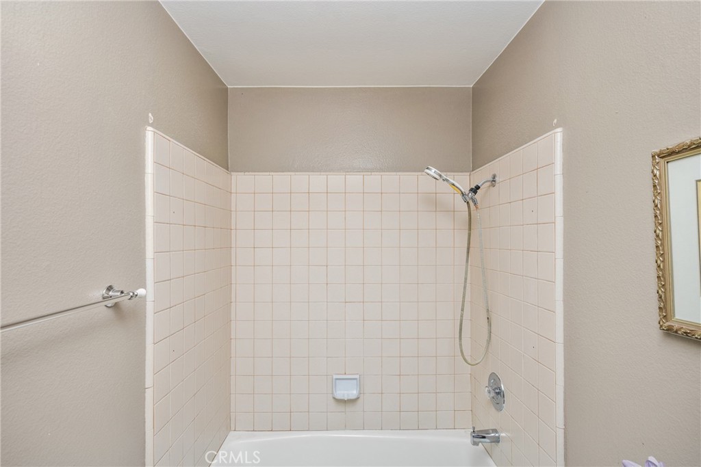 21430 Via Del Parque