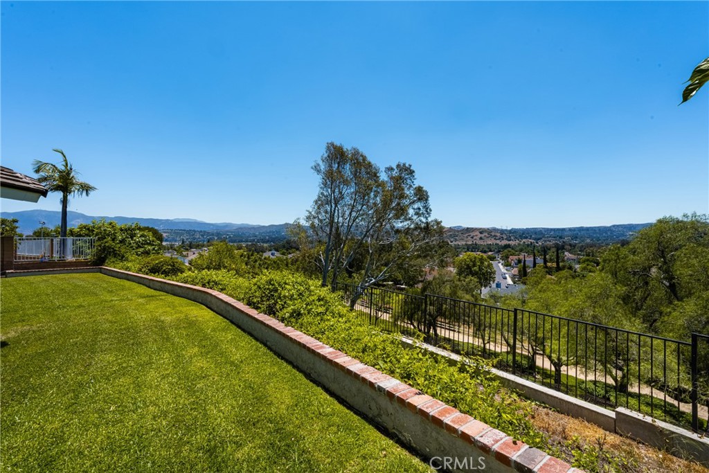 21430 Via Del Parque