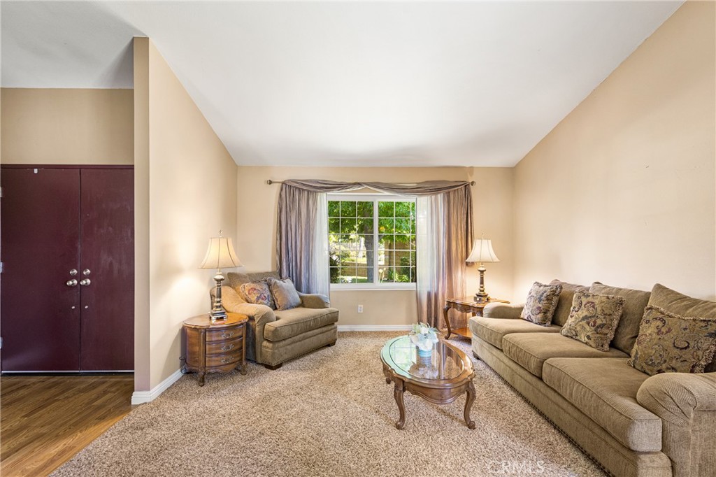 21430 Via Del Parque