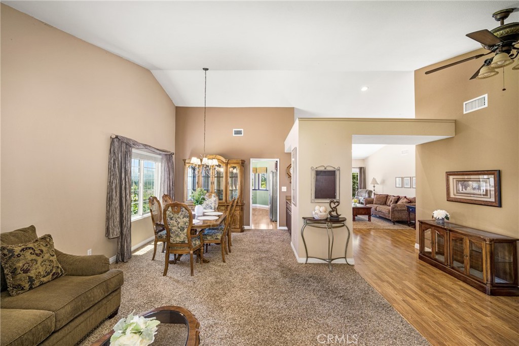 21430 Via Del Parque