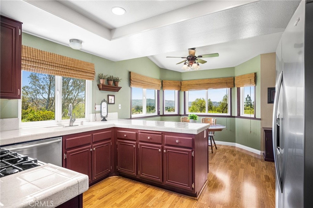 21430 Via Del Parque