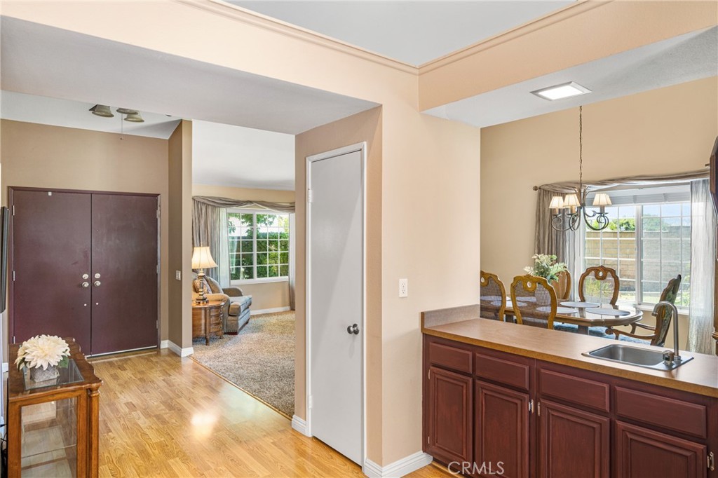 21430 Via Del Parque