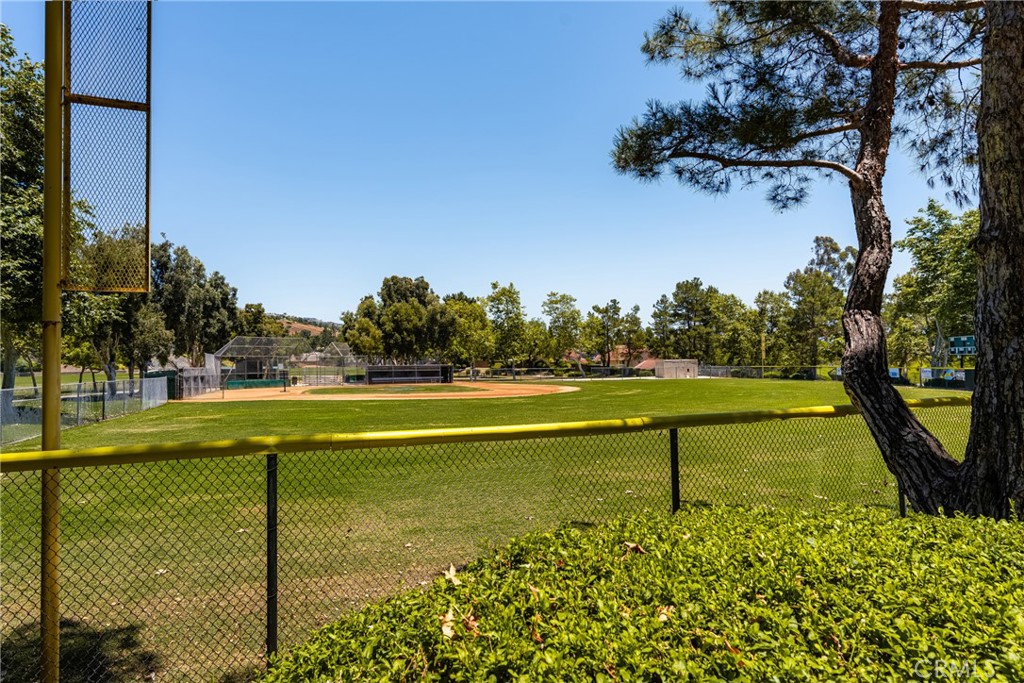 21430 Via Del Parque