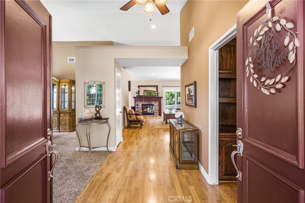 21430 Via Del Parque