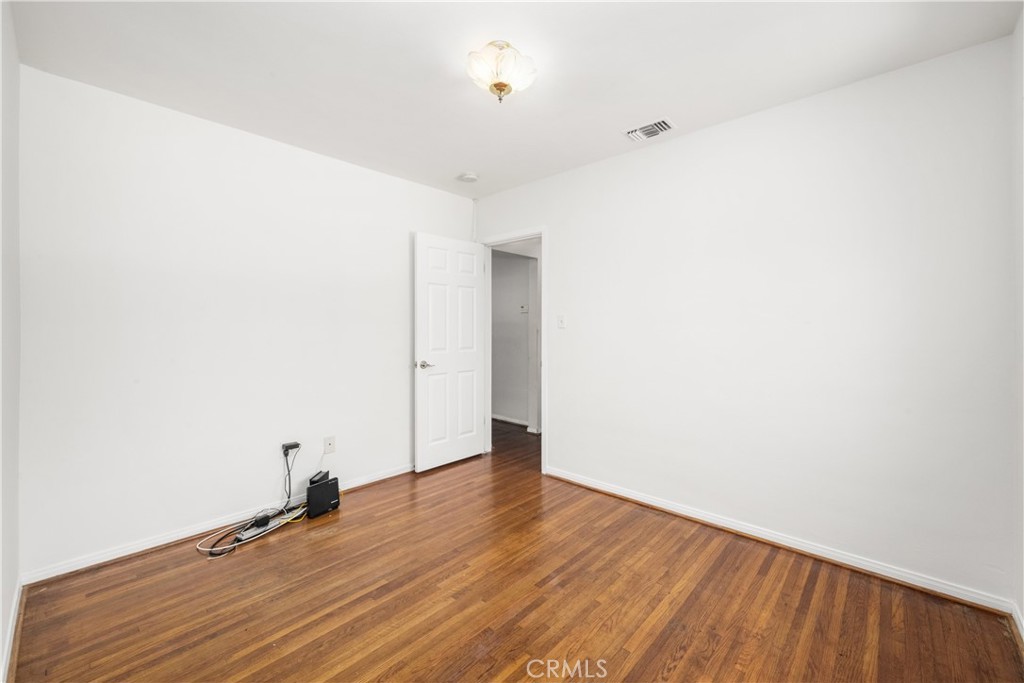 5117 E Pageantry Street