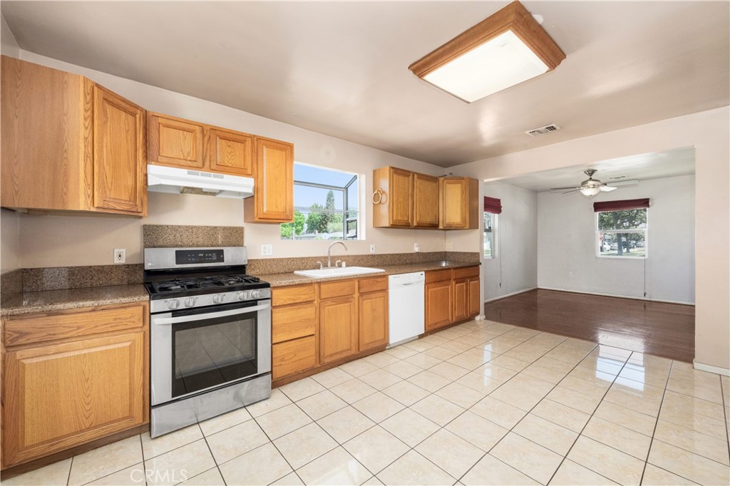 5117 E Pageantry Street