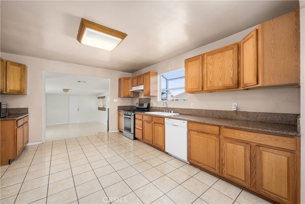 5117 E Pageantry Street