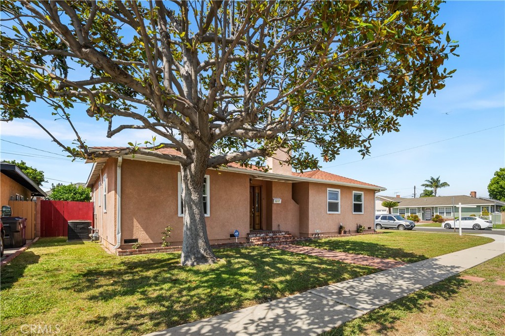 5117 E Pageantry Street