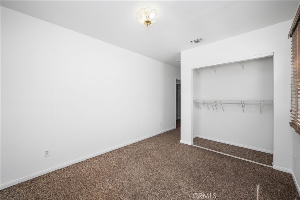 5117 E Pageantry Street