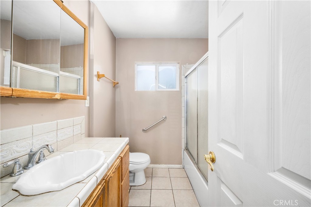 5117 E Pageantry Street