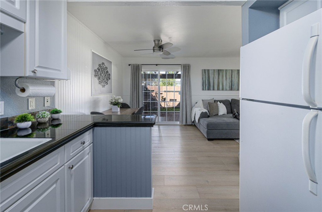 5645 E AVENIDA DE VIENTOS