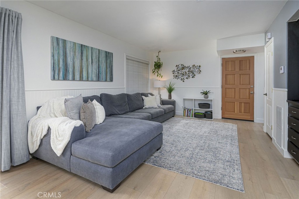 5645 E AVENIDA DE VIENTOS