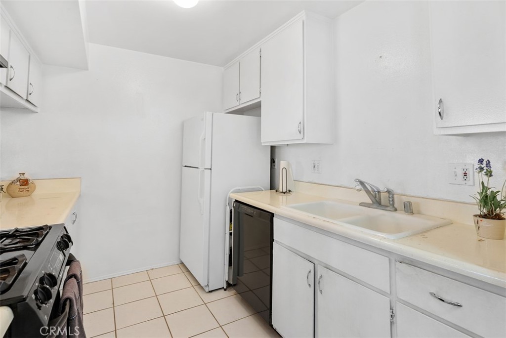 1250 Cabrillo Park Drive G