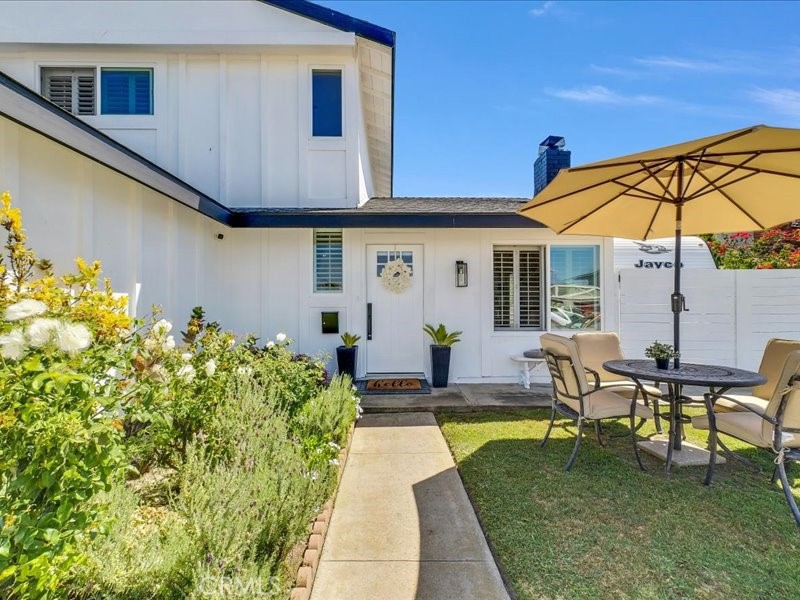 9312 Westcliff Drive