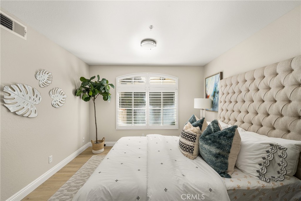 8522 E Baker Hill Road F