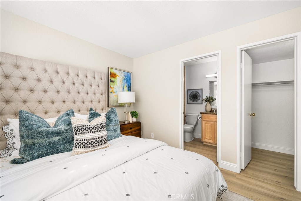 8522 E Baker Hill Road F