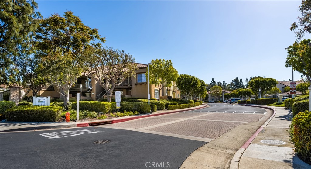 8522 E Baker Hill Road F