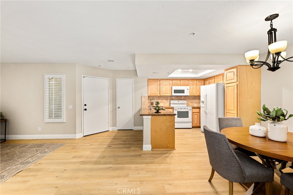 8522 E Baker Hill Road F