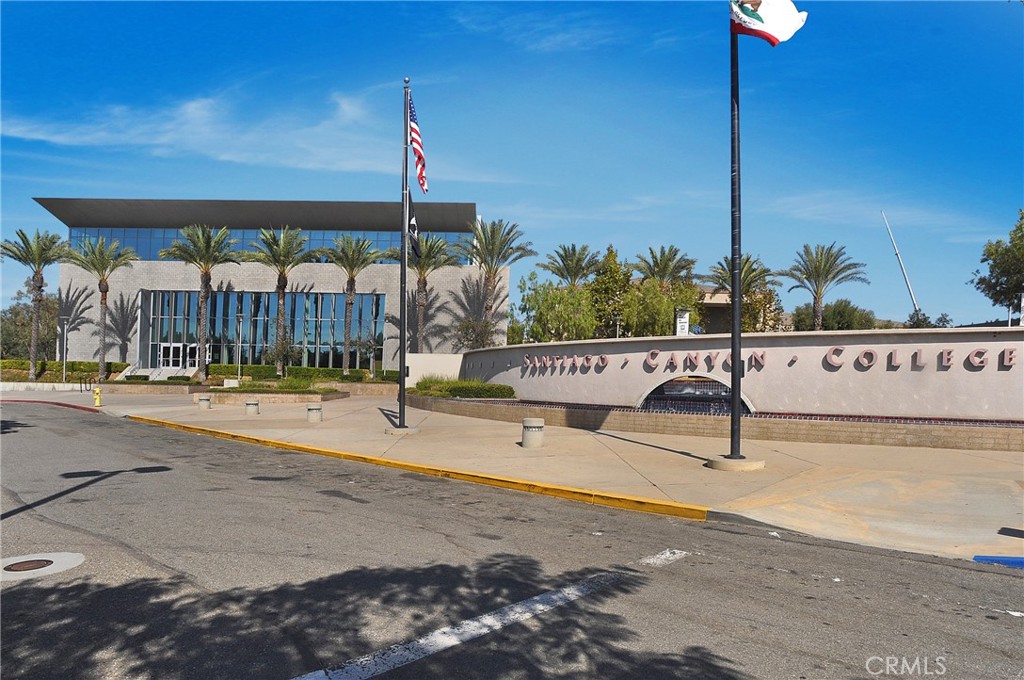 8522 E Baker Hill Road F