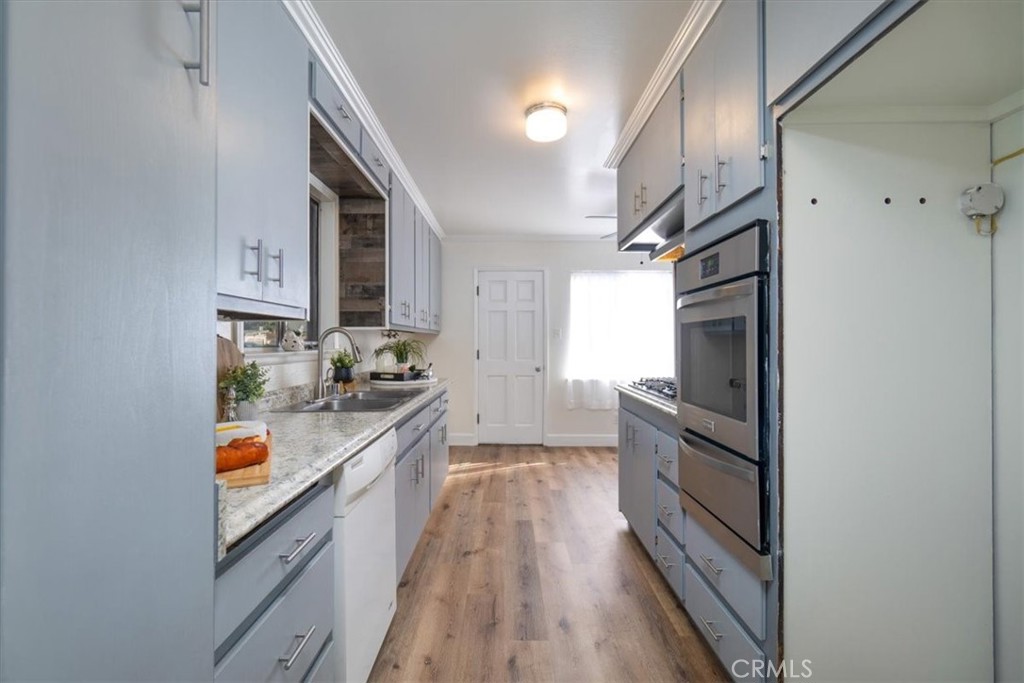 1103 Broadmoor Avenue