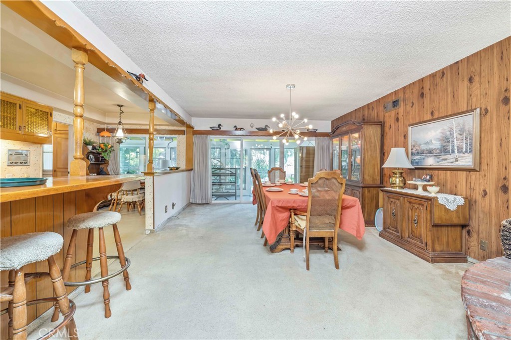 2292 N n. orange grove ave. N