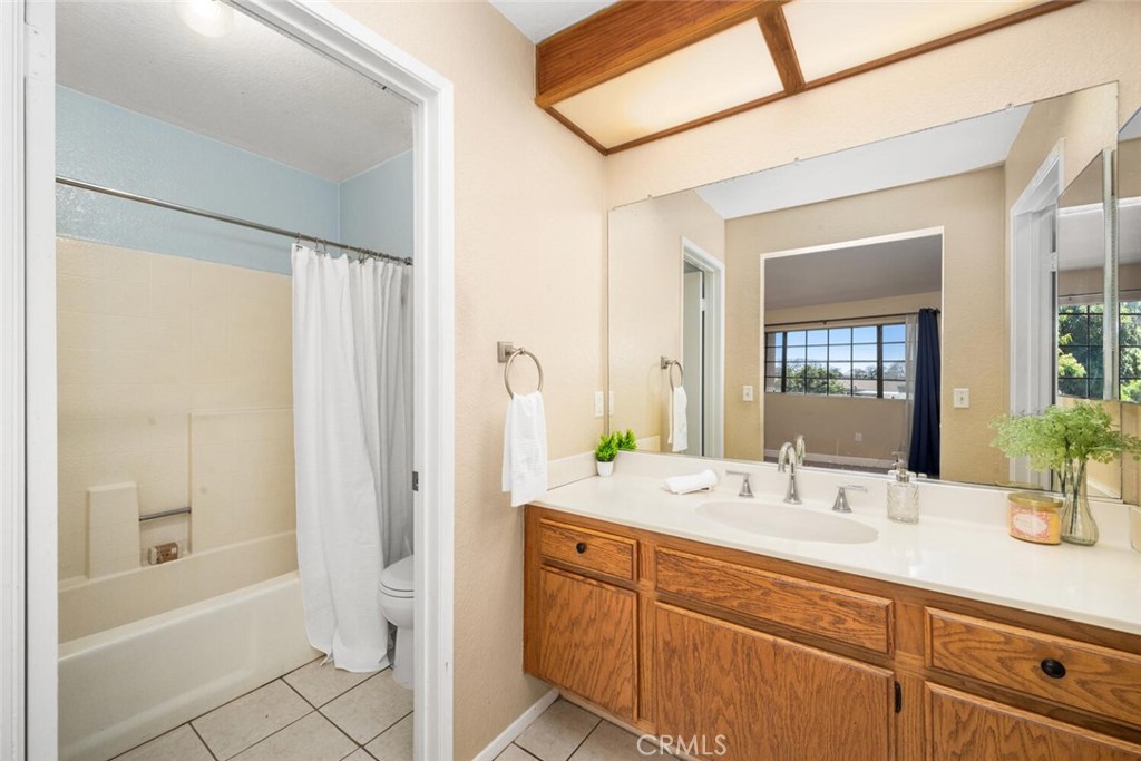 3553 W Greentree Circle F-246