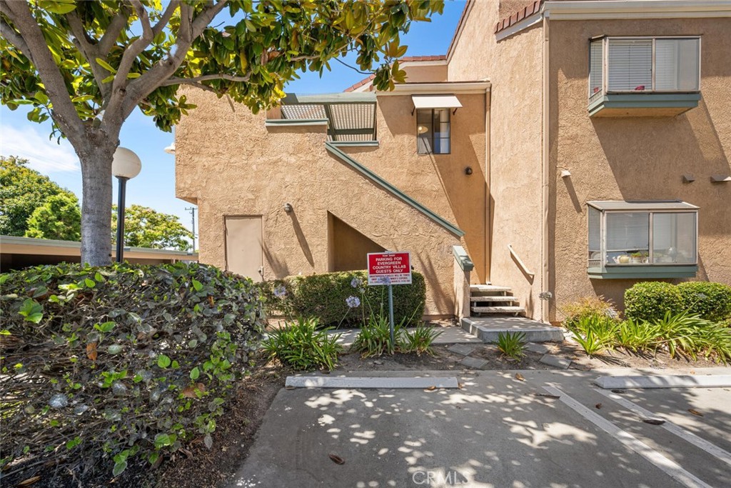 3553 W Greentree Circle F-246