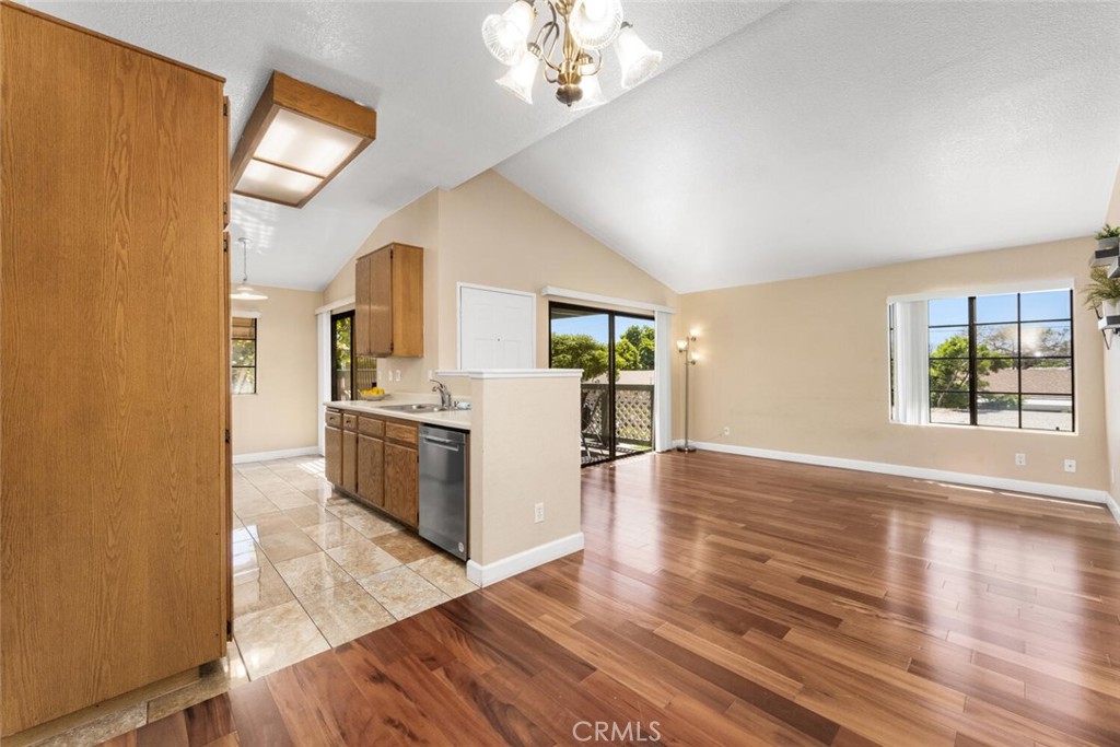 3553 W Greentree Circle F-246