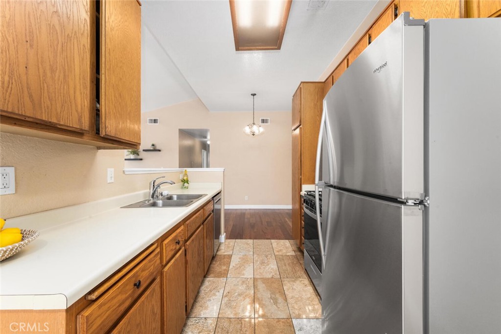 3553 W Greentree Circle F-246