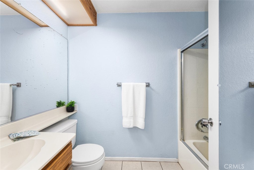 3553 W Greentree Circle F-246