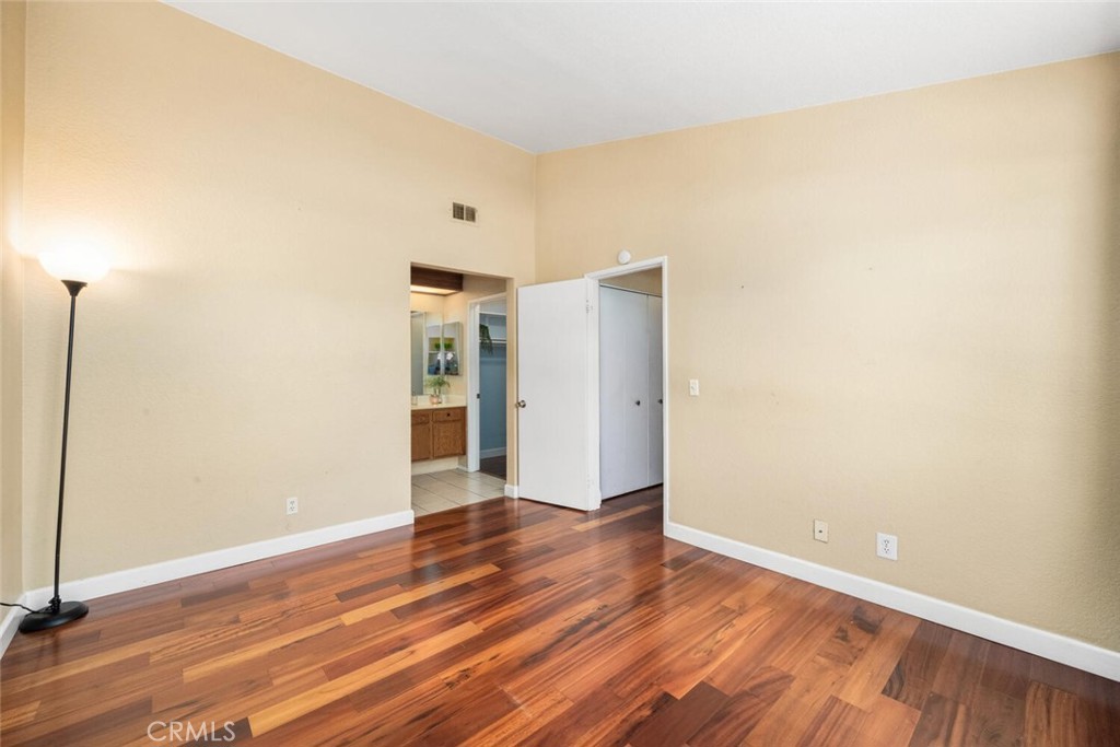 3553 W Greentree Circle F-246