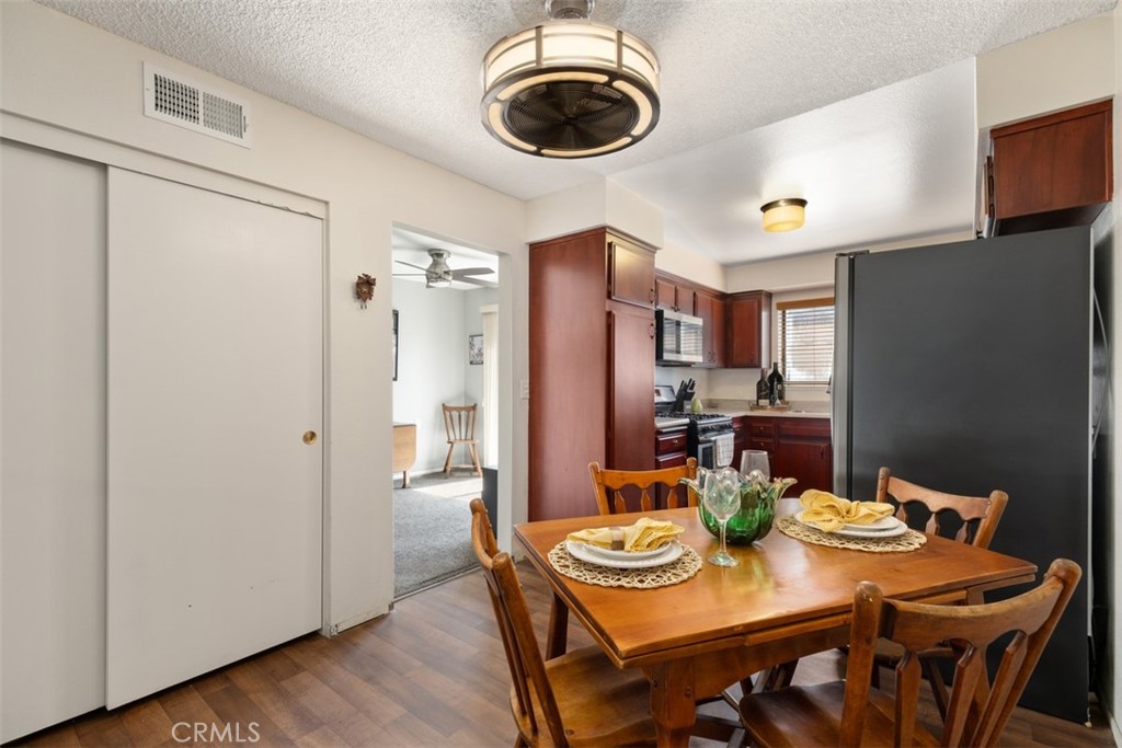 20823 Norwalk Boulevard 28