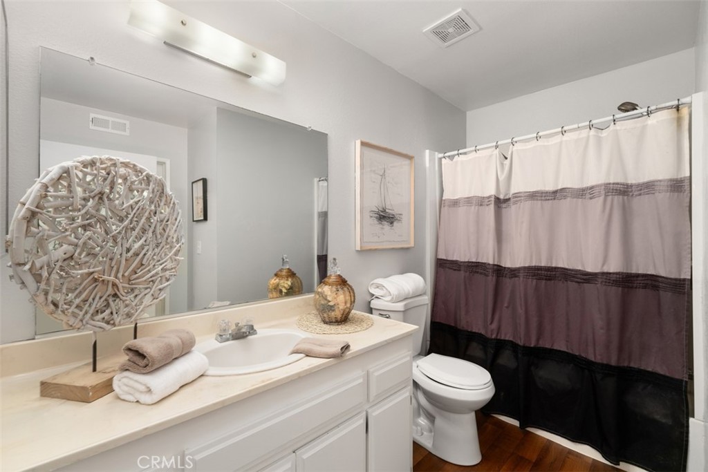 20823 Norwalk Boulevard 28