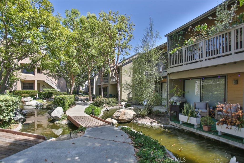 10551 Lakeside Drive S 140